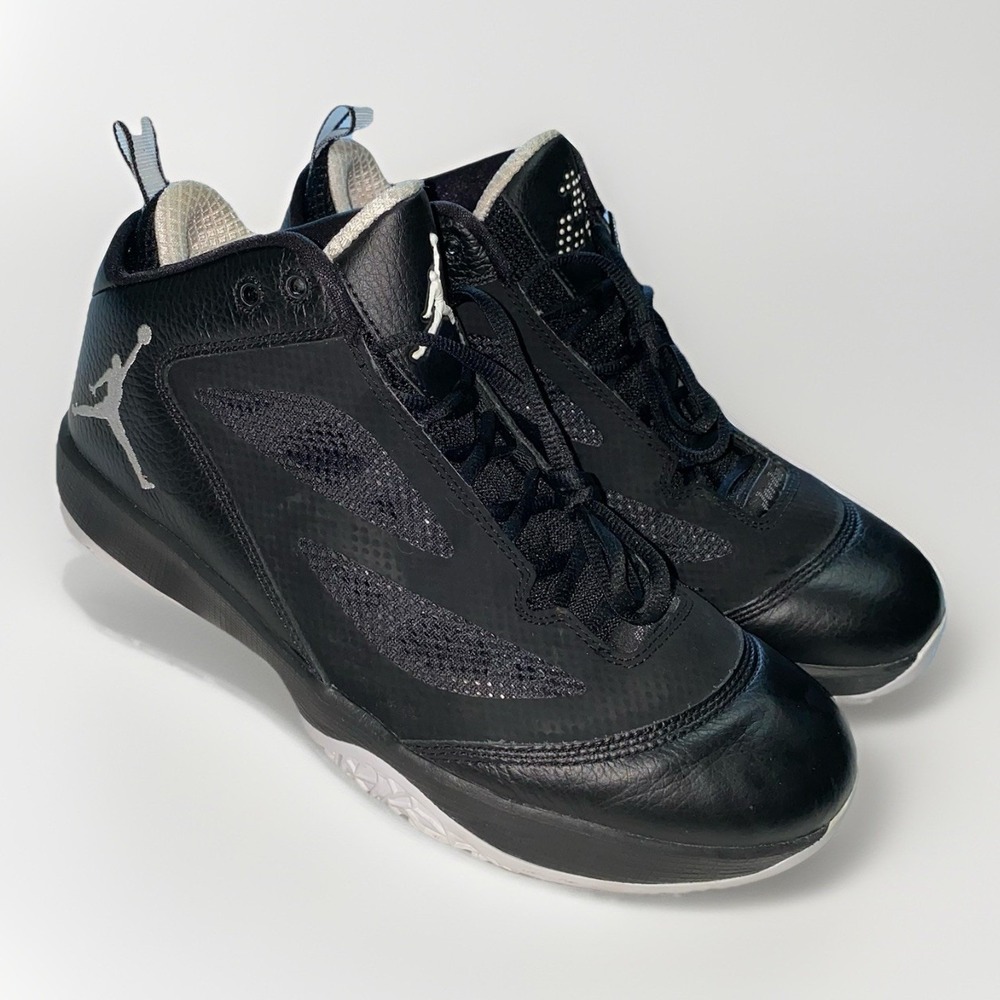 2011 Men's NIKE AIR JORDAN Q FLIGHT BLK/WHTE 10
